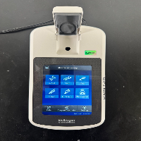 Invitrogen Qubit 4 Fluorometer image 2